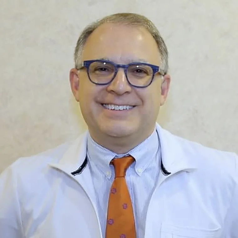 Dr. Robert Kirchmann, DDS.